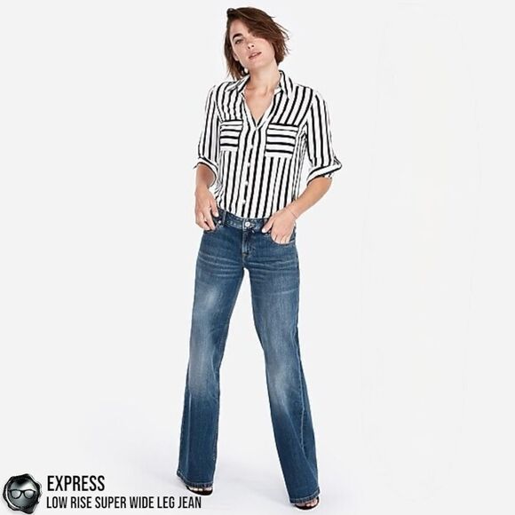 EXPRESS LOW RISE ORIGINAL SUPER WIDE LEG JEAN IN INDIGO SIZE 6P - Picture 3 of 13